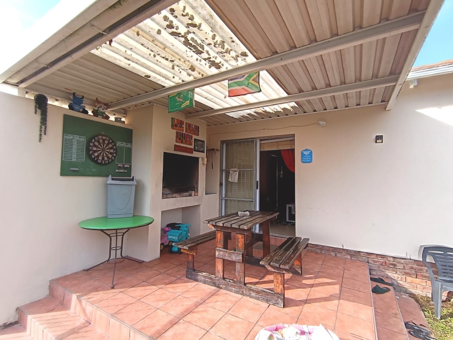 2 Bedroom Property for Sale in Parsonsvlei Eastern Cape
